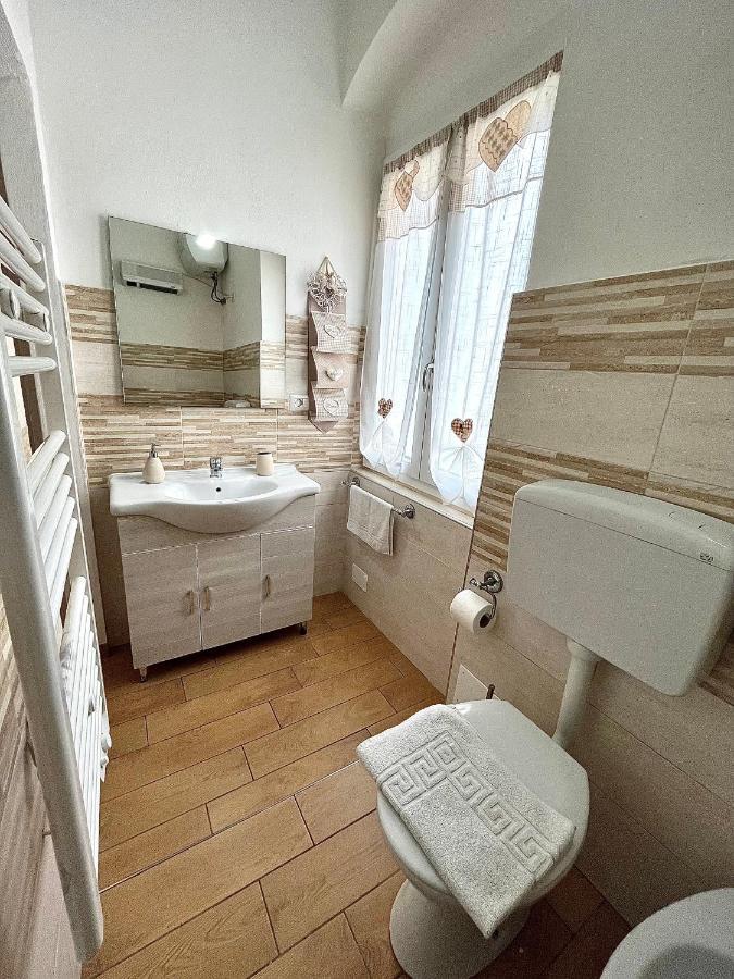 Ca Del Vins - Studio Flat In La Spezia Exterior foto